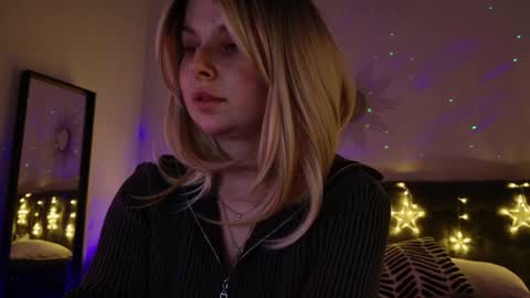 gwenhilton online show from 28, 12, 2024