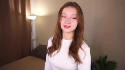 Snapshot of gwennielove chatting on 22, 5, 2026 Molly online show from 22, 5, 2026