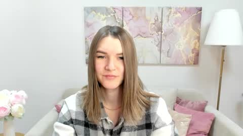Snapshot of gwensmitt chatting on 11, 11, 2025 gwensmitt online show from 11, 11, 2025