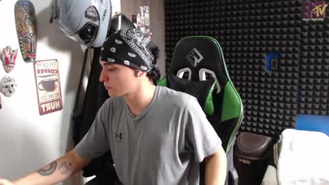 Snapshot of gymbro42 chatting on 27, 5, 2026 Gymbro42 online show from 27, 5, 2026