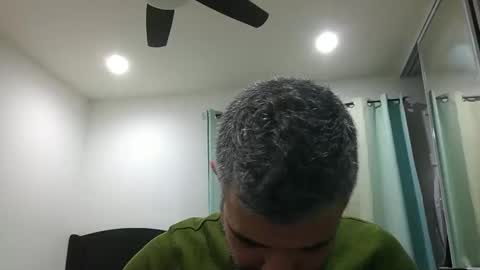 Snapshot of h0nest84 chatting on 15, 1, 2025 h0nest84 online show from 15, 1, 2025