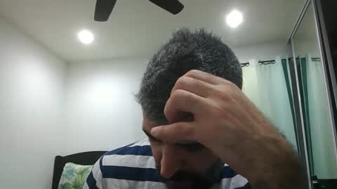 Snapshot of h0nest84 chatting on 31, 1, 2025 h0nest84 online show from 31, 1, 2025