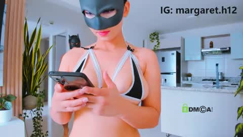 Snapshot of h0ney__p0t chatting on 17, 5, 2026 Margareth Stallion online show from 17, 5, 2026