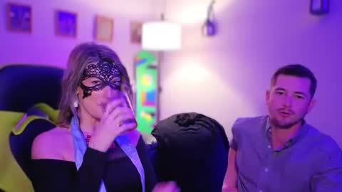 H0twife4Life online show from 9, 4, 2026