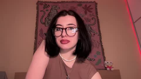 Snapshot of h3l9a_pataki chatting on 13, 4, 2026 Helga online show from 13, 4, 2026