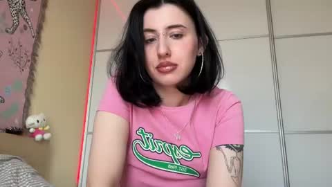 Snapshot of h3l9a_pataki chatting on 25, 6, 2026 Helga online show from 25, 6, 2026