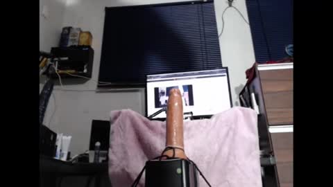 Snapshot of h_flex_cam chatting on 5, 11, 2025 Flex Cam online show from 5, 11, 2025