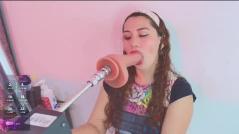 hade_cute2 online show from 7, 12, 2024