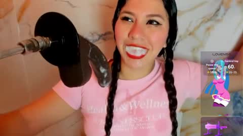 Snapshot of hade_cute2 chatting on 4, 5, 2026 hade_cute2 online show from 4, 5, 2026