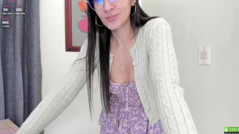 Hae-In online show from 9, 3, 2025