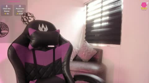 Hailee online show from 30, 3, 2026