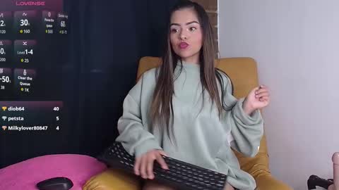 Snapshot of hailey_bri chatting on 20, 2, 2026 hailey_bri online show from 20, 2, 2026