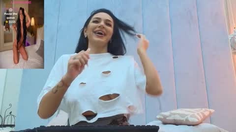 Hailey online show from 22, 10, 2025