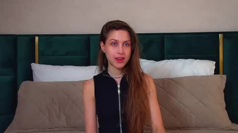 Snapshot of haileyarden chatting on 2, 8, 2026 Hailey online show from 2, 8, 2026
