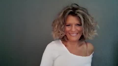 Hailey online show from 25, 2, 2026