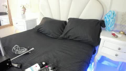 haileysans online show from 16, 4, 2026