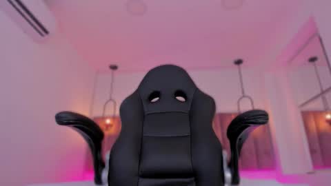 Haily online show from 3, 2, 2026