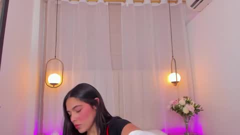 Snapshot of haily_b chatting on 23, 4, 2026 Haily online show from 23, 4, 2026