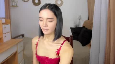 Snapshot of hailyourqueenofsatisfaction chatting on 8, 5, 2026 Haily online show from 8, 5, 2026