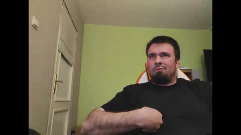 hairy_guy007 online show from 11, 1, 2025