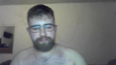 Snapshot of hairy_man_69_ chatting on 17, 10, 2025 horny online show from 17, 10, 2025