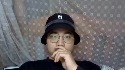 hairycol66 online show from 12, 1, 2025