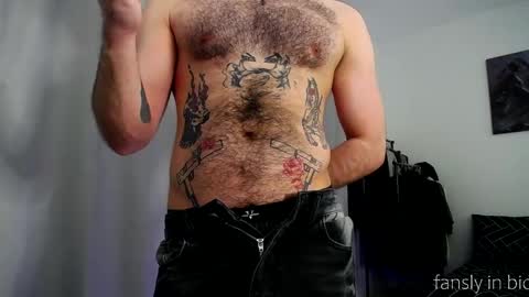 Snapshot of hairycuss chatting on 18, 5, 2026 Adam online show from 18, 5, 2026
