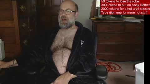 Snapshot of hairydaddybear69 chatting on 26, 5, 2026 HairyDaddyBear69 online show from 26, 5, 2026