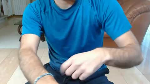 Snapshot of hairydaduncut chatting on 16, 6, 2026 hairydaduncut online show from 16, 6, 2026