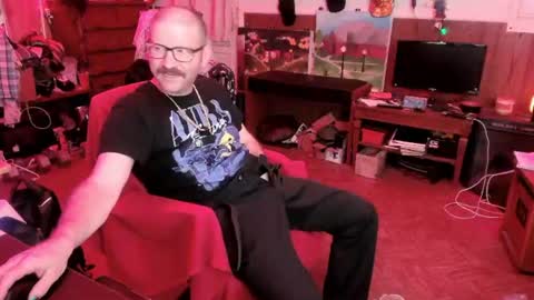 Snapshot of hairyoldperv chatting on 20, 7, 2026 Justin online show from 20, 7, 2026