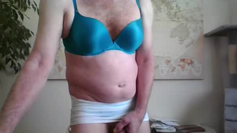 Snapshot of hairypussylover089 chatting on 15, 3, 2026 hairypussylover089 online show from 15, 3, 2026