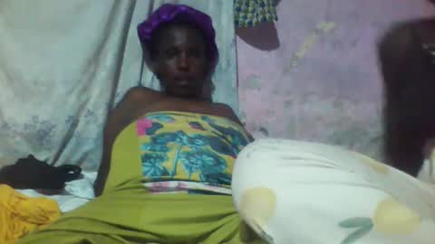 Snapshot of hairypusy17 chatting on 12, 3, 2025 hairypusy17 online show from 12, 3, 2025