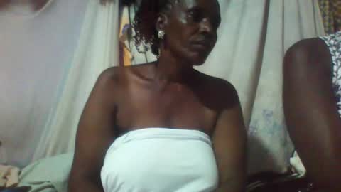 Snapshot of hairypusy17 chatting on 12, 3, 2025 hairypusy17 online show from 12, 3, 2025