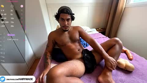 Snapshot of hairyshort chatting on 6, 3, 2026 hairy and short online show from 6, 3, 2026