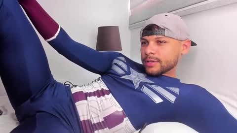 Independent       model  online show from 15, 4, 2026