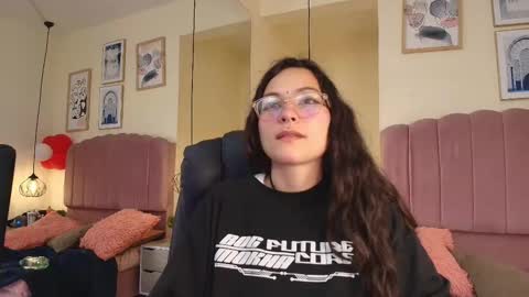 hanabie_ online show from 25, 2, 2026