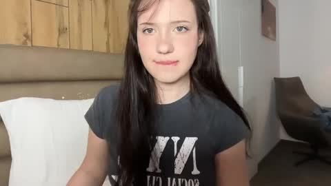 Snapshot of hanahwoods chatting on 31, 5, 2026 hanahwoods online show from 31, 5, 2026