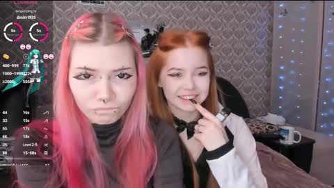 Tori and Asuna online show from 14, 3, 2026