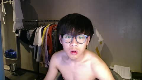 Snapshot of handsome_mannn chatting on 3, 5, 2026 handsome_mannn online show from 3, 5, 2026