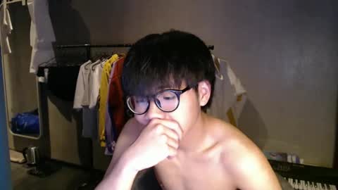 Snapshot of handsome_mannn chatting on 5, 5, 2026 handsome_mannn online show from 5, 5, 2026