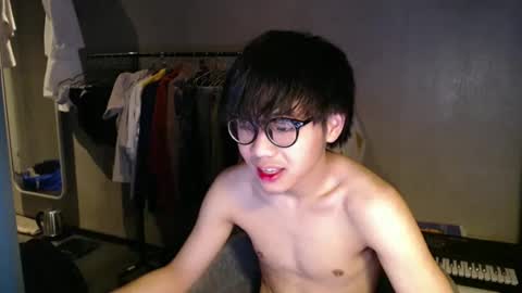 Snapshot of handsome_mannn chatting on 15, 5, 2026 handsome_mannn online show from 15, 5, 2026