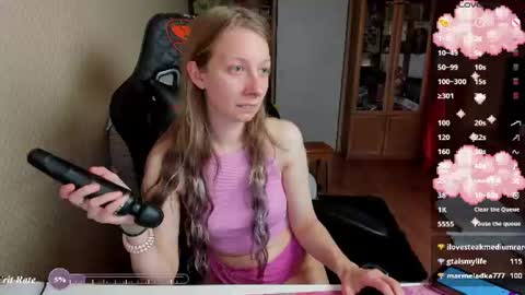 Snapshot of handsome_whale chatting on 20, 7, 2026 Mila online show from 20, 7, 2026