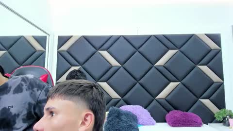 Snapshot of handsomeboys19 chatting on 2, 12, 2025 leonardfarrucknick and otis online show from 2, 12, 2025