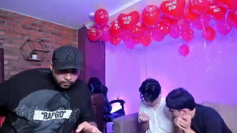 Snapshot of handsomeboys19 chatting on 17, 2, 2026 leonardfarrucknick and otis online show from 17, 2, 2026