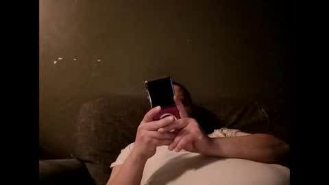 Handsomedaddy198923 online show from 5, 4, 2026