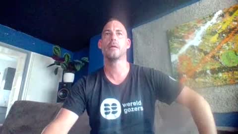 Snapshot of handsomeguy4ever chatting on 2, 8, 2026 handsomeguy4ever online show from 2, 8, 2026