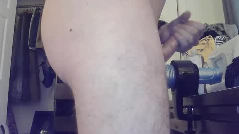 Handsome Homebody online show from 15, 3, 2026