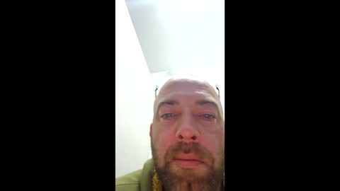 Snapshot of handzzz chatting on 8, 1, 2025 handzzz online show from 8, 1, 2025