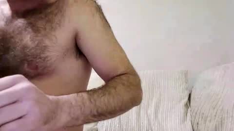 Snapshot of handzzz chatting on 8, 1, 2025 handzzz online show from 8, 1, 2025