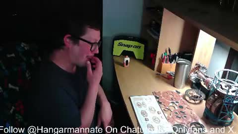 Snapshot of hangarmannate chatting on 20, 6, 2026 Nate online show from 20, 6, 2026